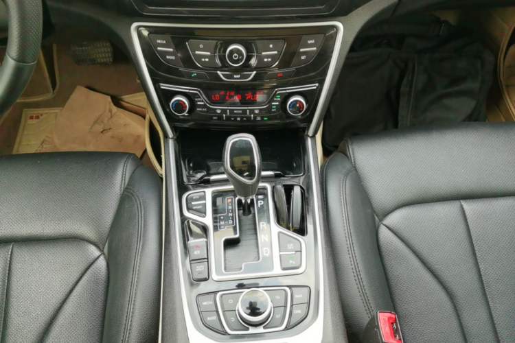 Used Geely Auto Emgrand GT 2016 2.4L Zunya Model Gear Lever