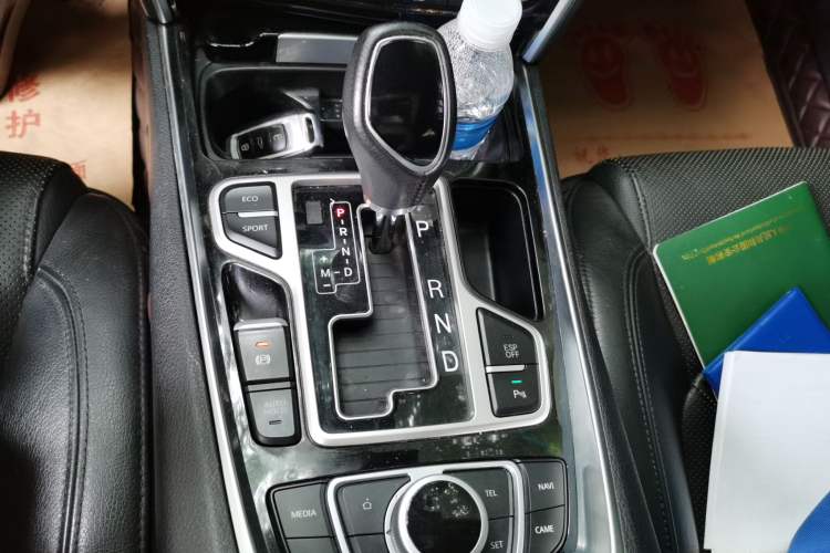 Used Geely Auto Emgrand GT 2016 1.8T Zunya Model Gear Lever