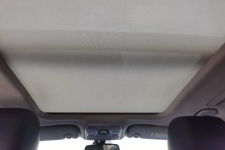 Used Geely Auto Emgrand GT 2016 2.4L Zunya Model Headliner