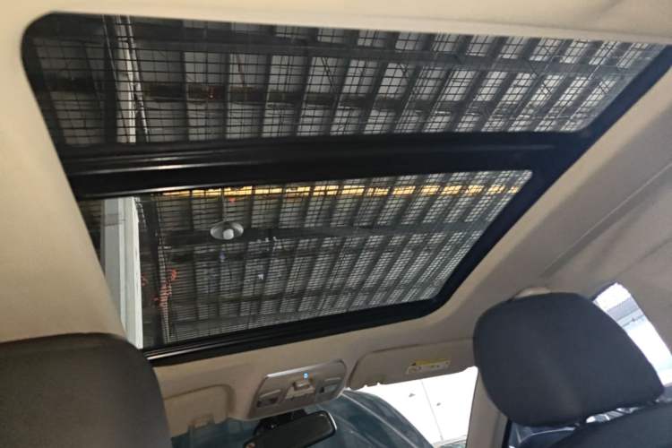 Used Geely Auto Emgrand GT 2016 2.4L Zunya Model Headliner