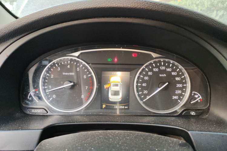 Used Geely Auto Emgrand GT 2016 1.8T Comfort Model Instrument Cluster