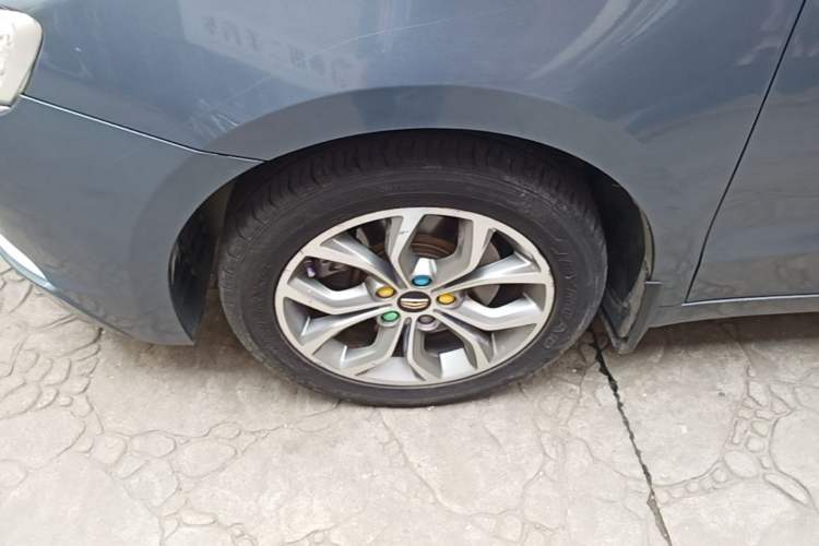 Used Geely Auto Emgrand GT 2016 2.4L Zunya Model Left Front Wheel Hub
