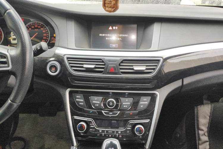Used Geely Auto Emgrand GT 2016 2.4L Zunya Model Audio And AC Panel