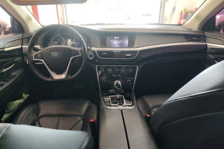 Used Geely Auto Emgrand GT 2016 2.4L Zunya Model Center Console