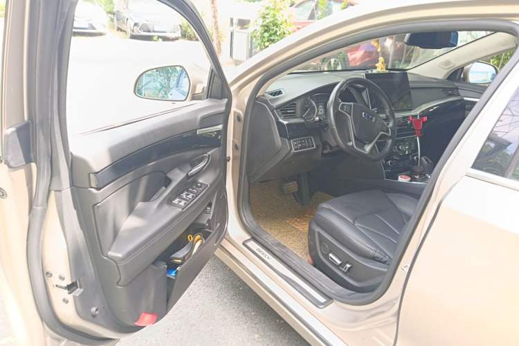 Used Geely Auto Emgrand GT 2016 1.8T Comfort Model Driver Seat