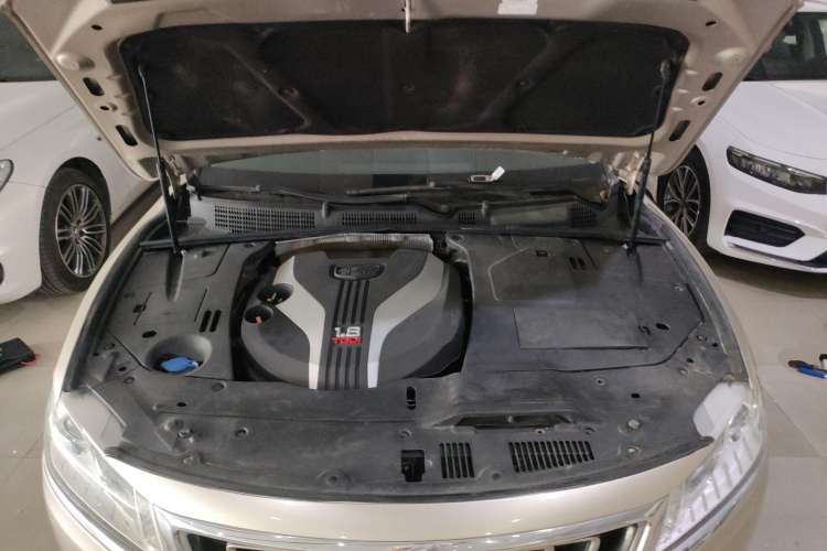 Used Geely Auto Emgrand GT 2016 1.8T Zunya Model Engine Bay
