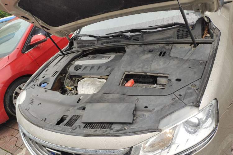 Used Geely Auto Emgrand GT 2016 2.4L Zunya Model Engine Bay