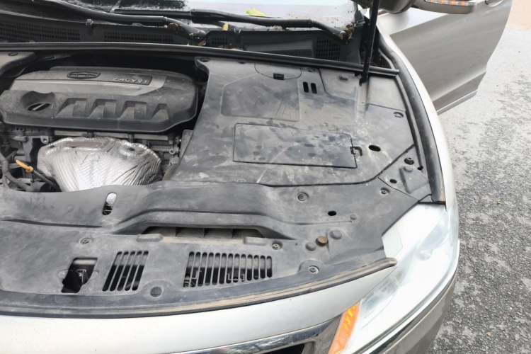 Used Geely Auto Emgrand GT 2016 2.4L Zunya Model Engine Bay Left