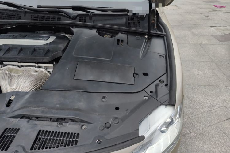Used Geely Auto Emgrand GT 2016 2.4L Zunya Model Engine Bay Left