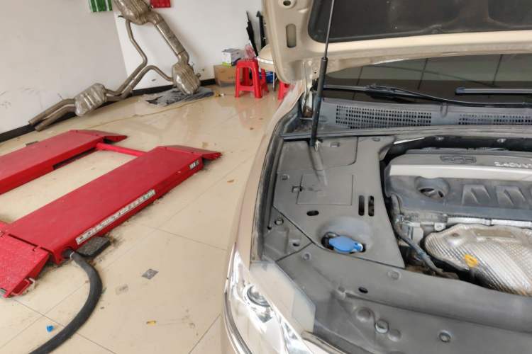 Used Geely Auto Emgrand GT 2016 2.4L Zunya Model Engine Bay Right