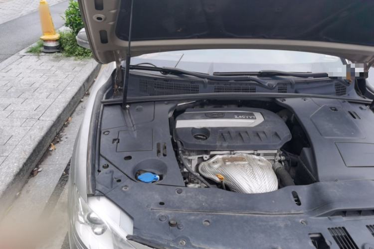Used Geely Auto Emgrand GT 2016 2.4L Zunya Model Engine Bay Right