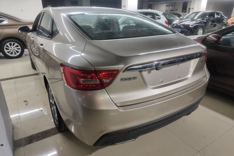 Used Geely Auto Emgrand GT 2016 2.4L Comfort Version Exterior 3