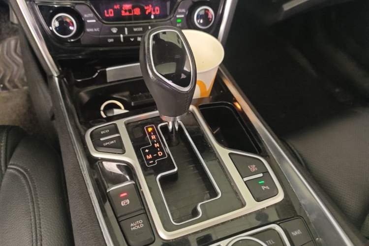 Used Geely Auto Emgrand GT 2016 2.4L Zunya Model Gear Lever