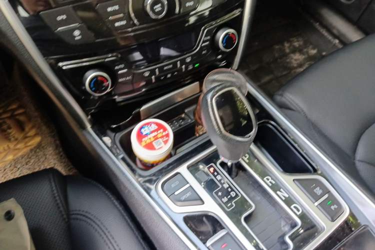 Used Geely Auto Emgrand GT 2016 1.8T Comfort Model Gear Lever