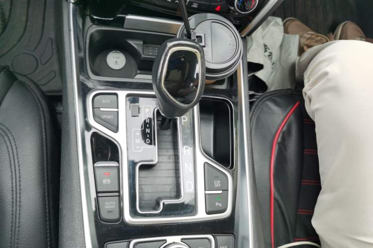 Used Geely Auto Emgrand GT 2016 2.4L Zunya Model Gear Lever