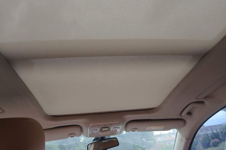 Used Geely Auto Emgrand GT 2016 1.8T Zunya Model Headliner