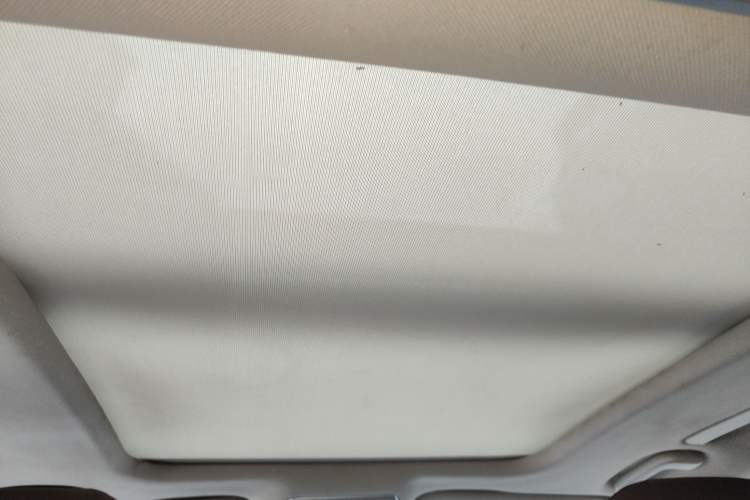 Used Geely Auto Emgrand GT 2016 2.4L Zunya Model Headliner