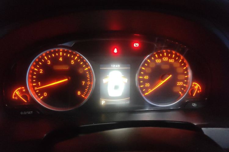 Used Geely Auto Emgrand GT 2016 1.8T Comfort Model Instrument Cluster