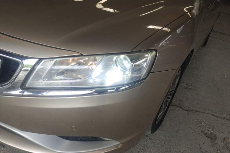 Used Geely Auto Emgrand GT 2016 2.4L Comfort Version Left Front Headlight