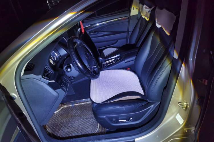 Used Geely Auto Emgrand GT 2016 1.8T Zunya Model Left Front Seat