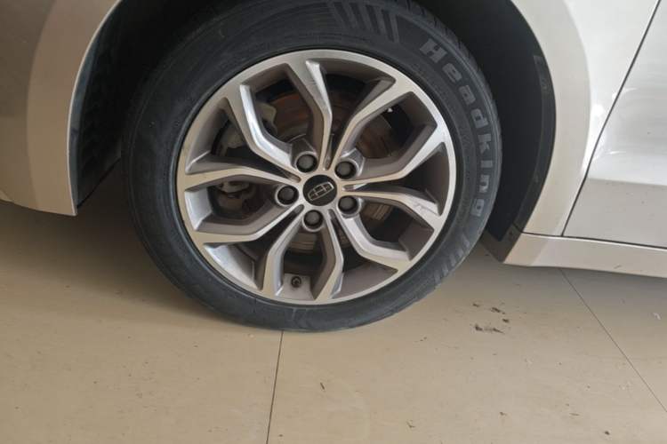 Used Geely Auto Emgrand GT 2016 2.4L Zunya Model Left Front Wheel Hub