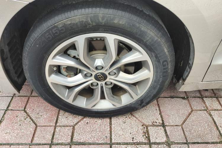 Used Geely Auto Emgrand GT 2016 2.4L Zunya Model Left Front Wheel Hub