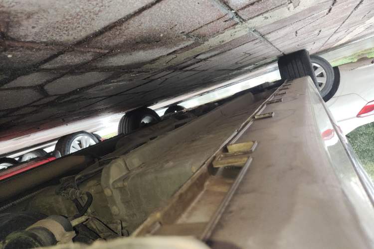 Used Geely Auto Emgrand GT 2016 2.4L Zunya Model Left Side Sill