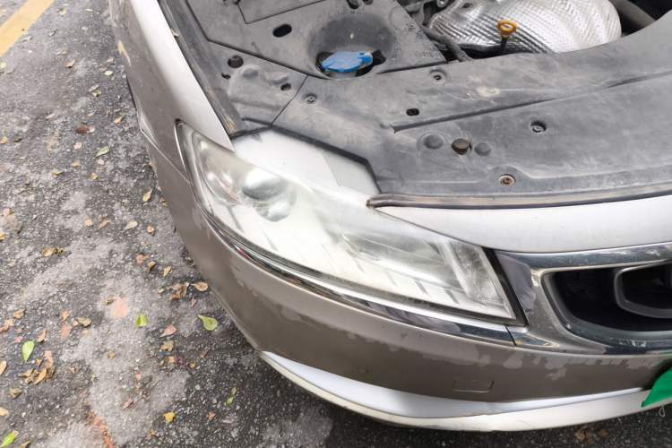 Used Geely Auto Emgrand GT 2016 2.4L Zunya Model Right Front Headlight
