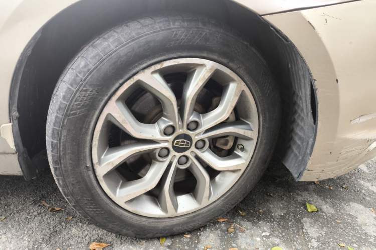 Used Geely Auto Emgrand GT 2016 2.4L Zunya Model Right Front Wheel Hub