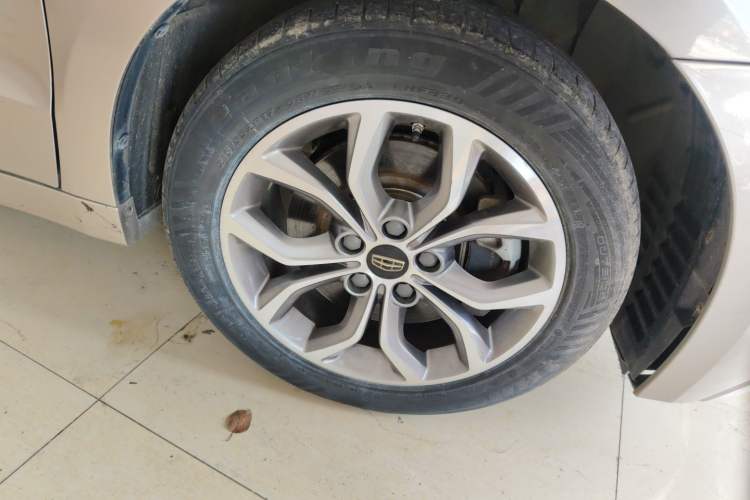 Used Geely Auto Emgrand GT 2016 2.4L Zunya Model Right Front Wheel Hub