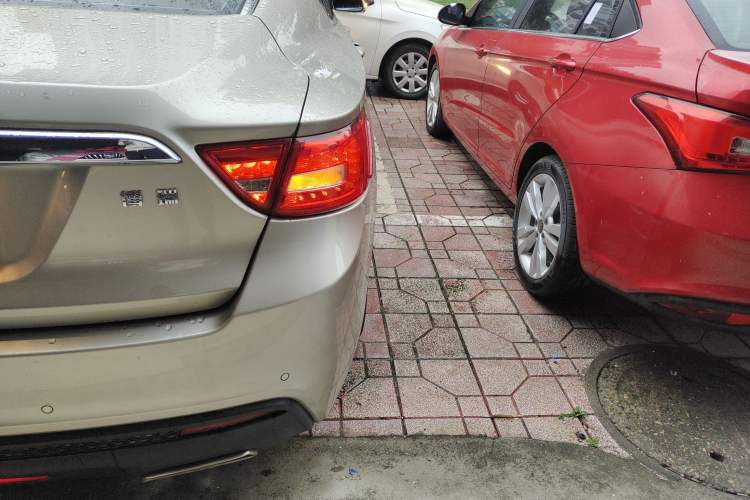 Used Geely Auto Emgrand GT 2016 2.4L Zunya Model Right Rear Taillight