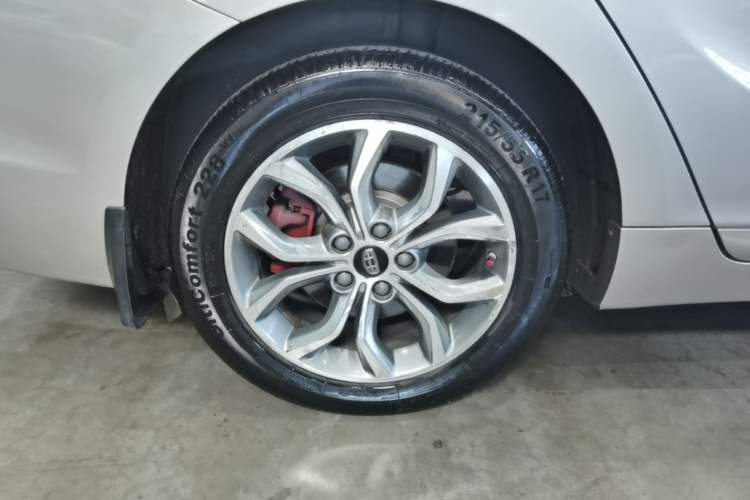 Used Geely Auto Emgrand GT 2016 2.4L Zunya Model Right Rear Wheel Hub