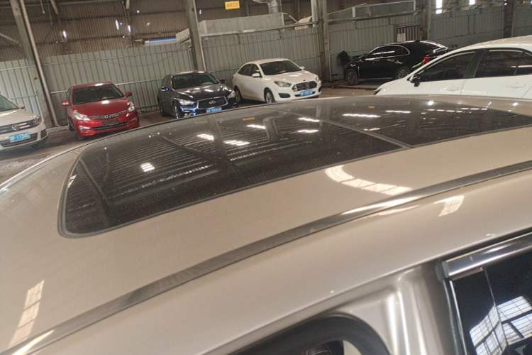 Used Geely Auto Emgrand GT 2016 2.4L Comfort Version Roof