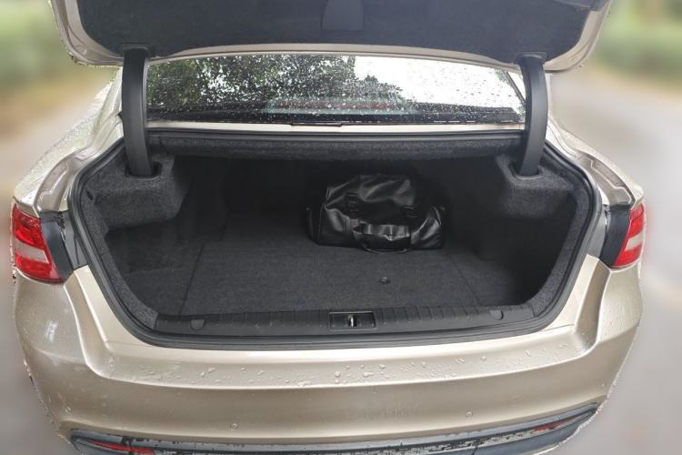 Used Geely Auto Emgrand GT 2016 2.4L Comfort Version Trunk
