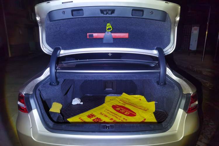 Used Geely Auto Emgrand GT 2016 1.8T Zunya Model Trunk