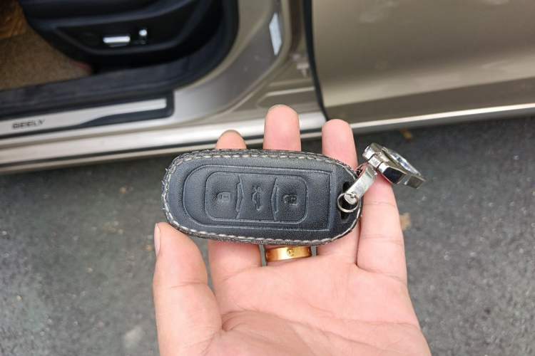 Used Geely Auto Emgrand GT 2016 1.8T Comfort Model Vehicle Key