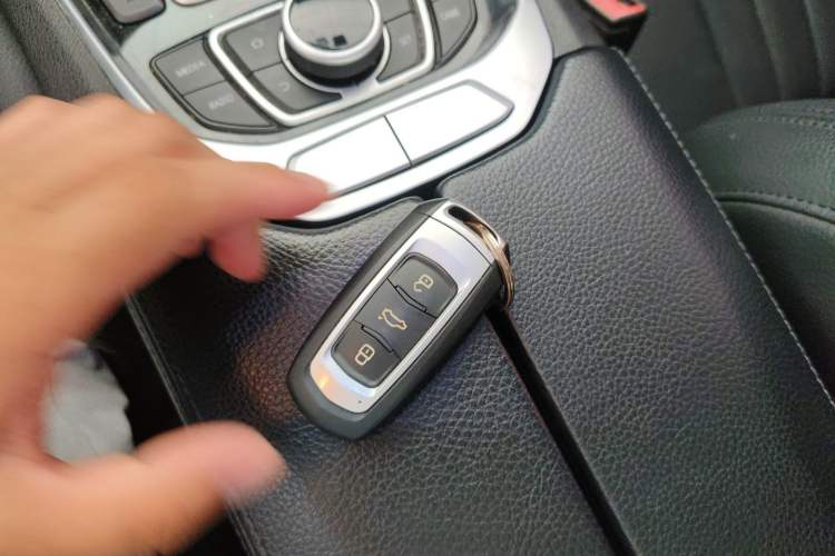 Used Geely Auto Emgrand GT 2016 2.4L Zunya Model Vehicle Key