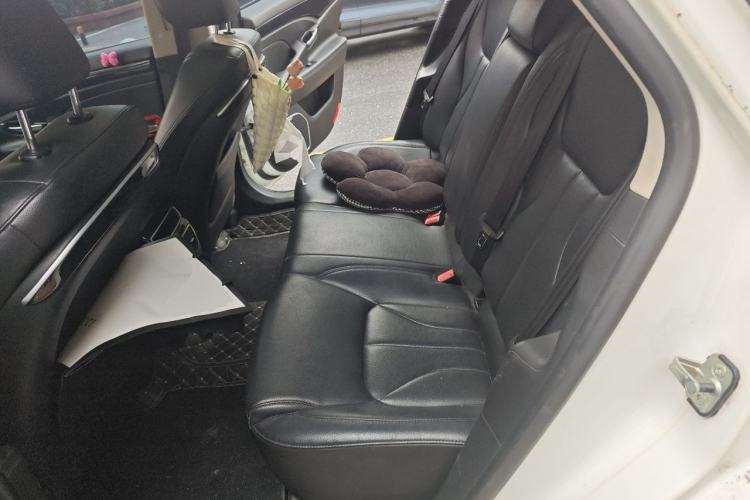 Used Geely Auto Emgrand GT 2016 2.4L Comfort Version Left Rear Seat
