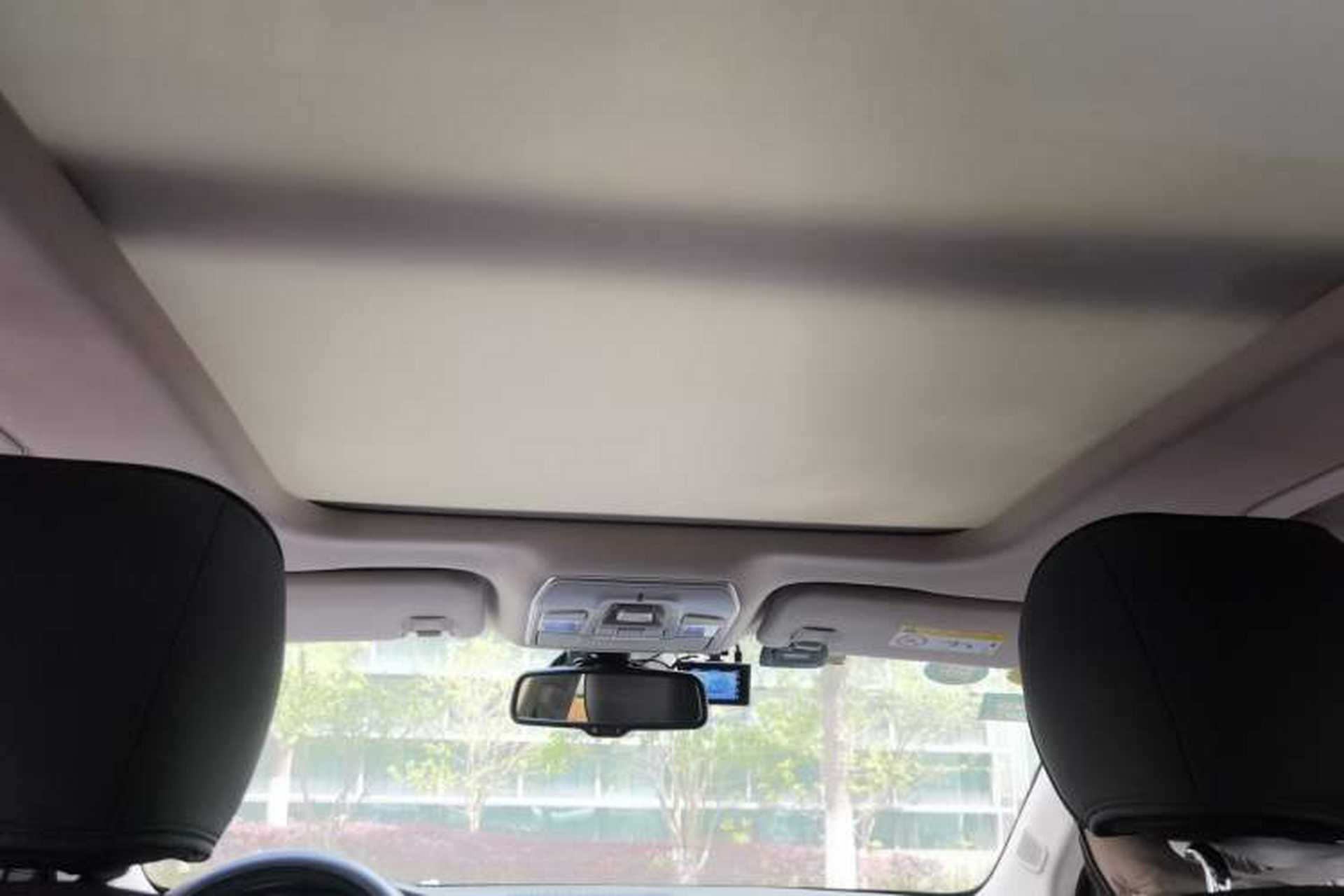 Used Geely Auto Emgrand GT 2016 2.4L Zunya Model Headliner