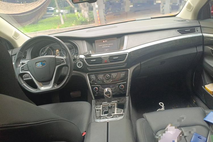 Used Geely Auto Emgrand GT 2016 2.4L Zunya Model Center Console