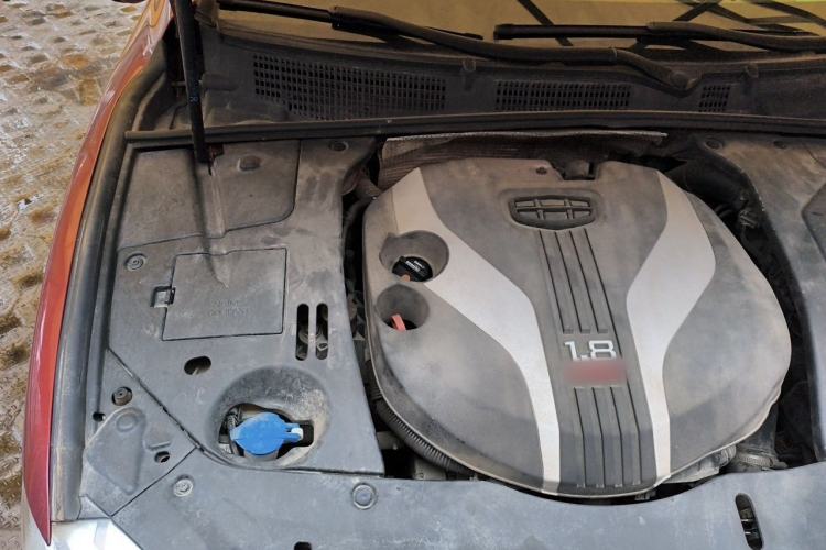 Used Geely Auto Emgrand GT 2016 1.8T Zunya Model Engine Bay Right