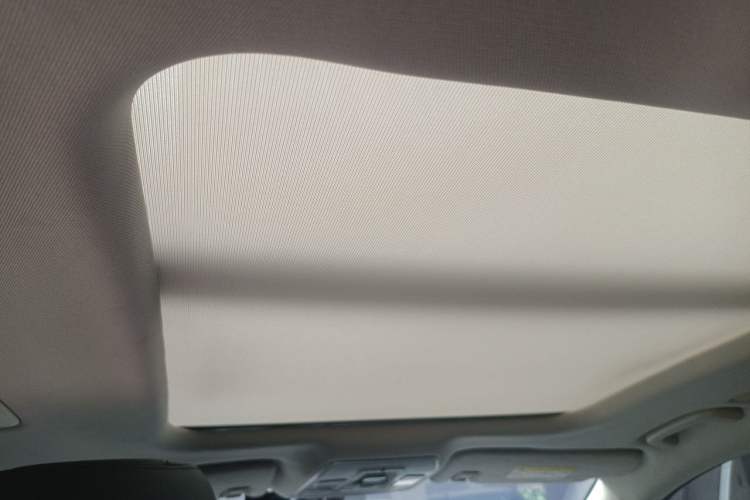 Used Geely Auto Emgrand GT 2016 2.4L Zunya Model Headliner
