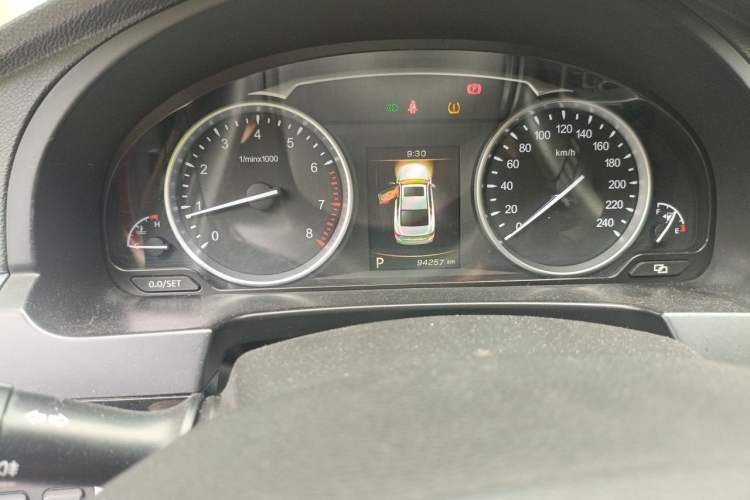 Used Geely Auto Emgrand GT 2016 2.4L Zunya Model Odometer Close Up
