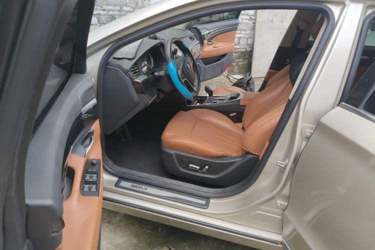 Used Geely Auto Emgrand GT 2016 2.4L Comfort Version Driver Seat