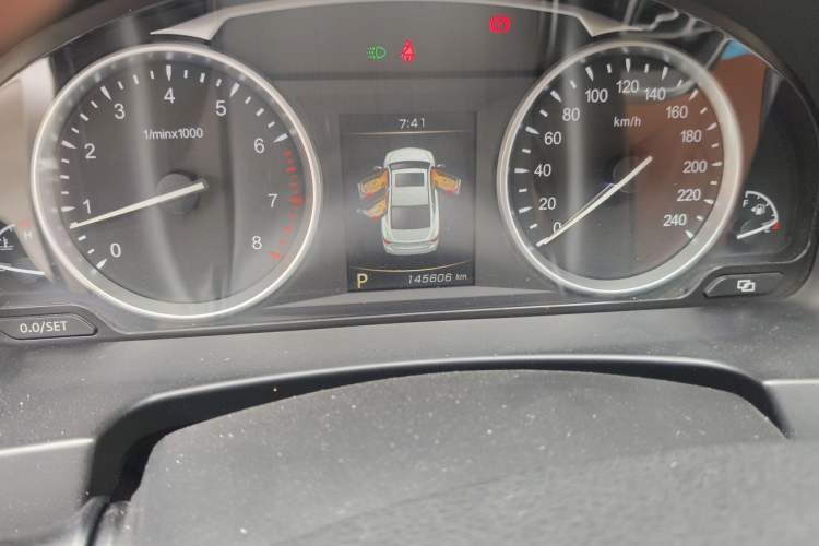 Used Geely Auto Emgrand GT 2016 2.4L Comfort Version Odometer Close Up