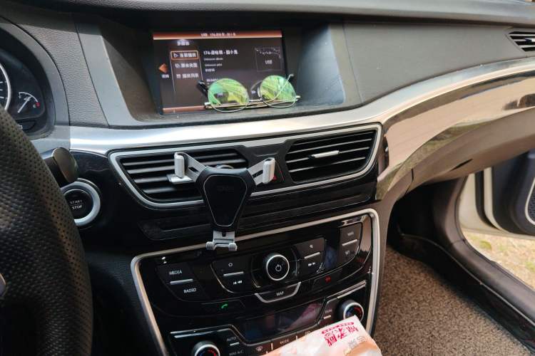 Used Geely Auto Emgrand GT 2016 1.8T Zunya Model Audio And AC Panel
