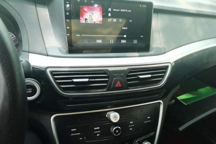 Used Geely Auto Emgrand GT 2016 2.4L Comfort Version Audio And AC Panel