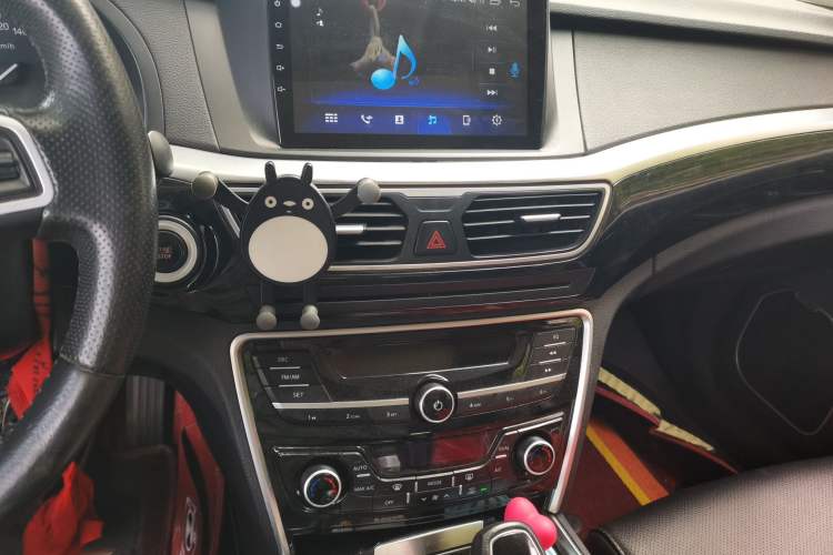 Used Geely Auto Emgrand GT 2016 1.8T Comfort Model Audio And AC Panel
