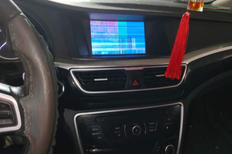 Used Geely Auto Emgrand GT 2016 2.4L Comfort Version Audio And AC Panel