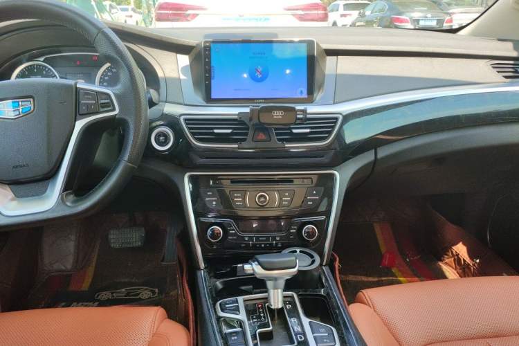 Used Geely Auto Emgrand GT 2016 2.4L Comfort Version Audio And AC Panel